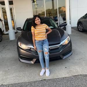 Meet your Posher, Jessica